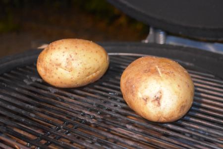 At 200°C The Monolith Ceramic Grill Makes Perfect Baked Potatoes